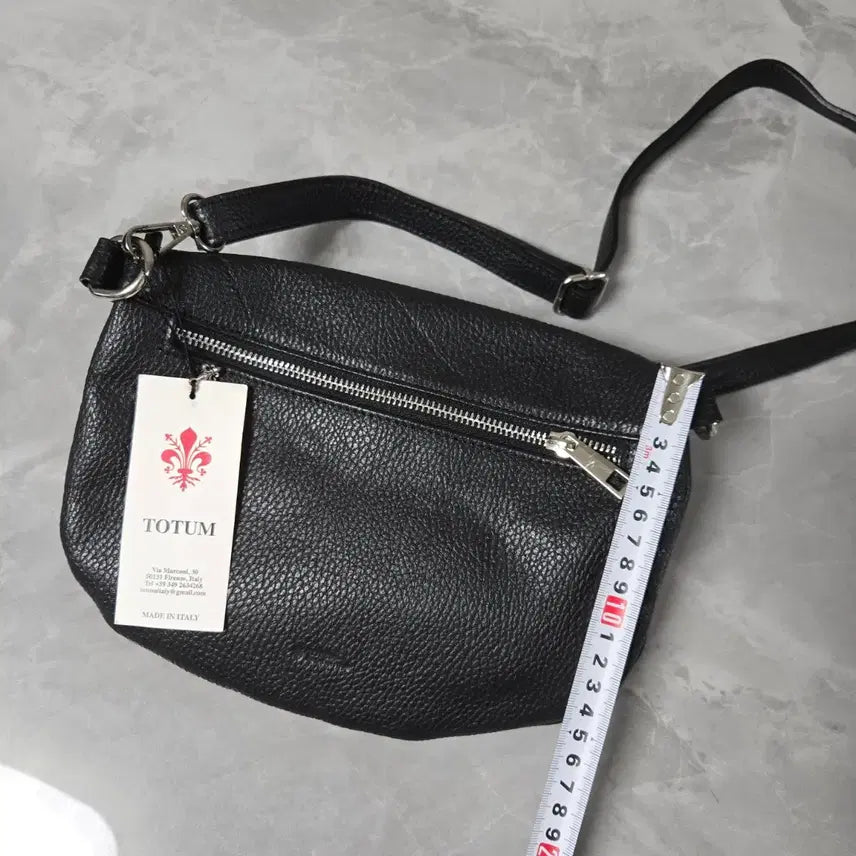 [BUNJANG] TOTUM Italian Leather Crossbody Bag / TOTUM 이탈리아 가죽 크로스백 블랙 새상품