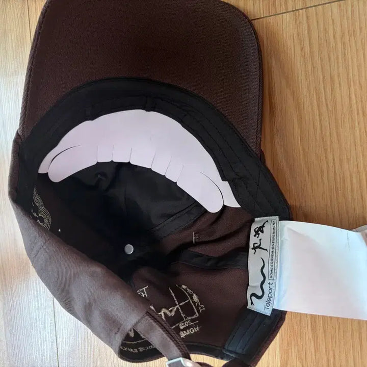 [BUNJANG] Teleport Dope 2025 Brown Ball Cap / [Free] 텔레포트 도피 볼캡 2025 브라운 새상품