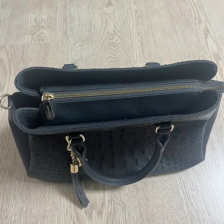 [BUNJANG] Pierre Cardin Leather Handbag / 피에르가르뎅 가방 소가죽