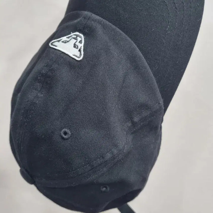 [SOLD OUT] 다이나핏 블랙 볼캡 모자 사이즈 M