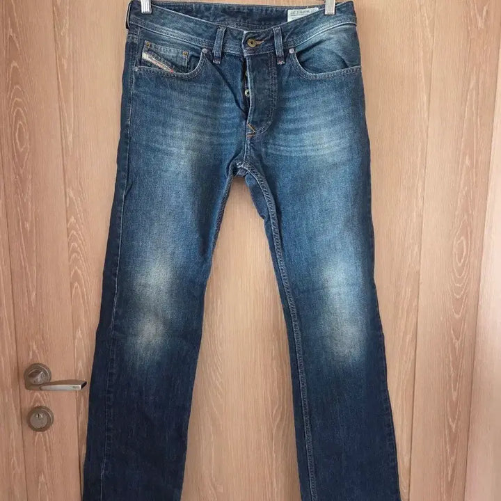 [SOLD OUT] 디젤 라키LARKEE 남성 청바지 29
