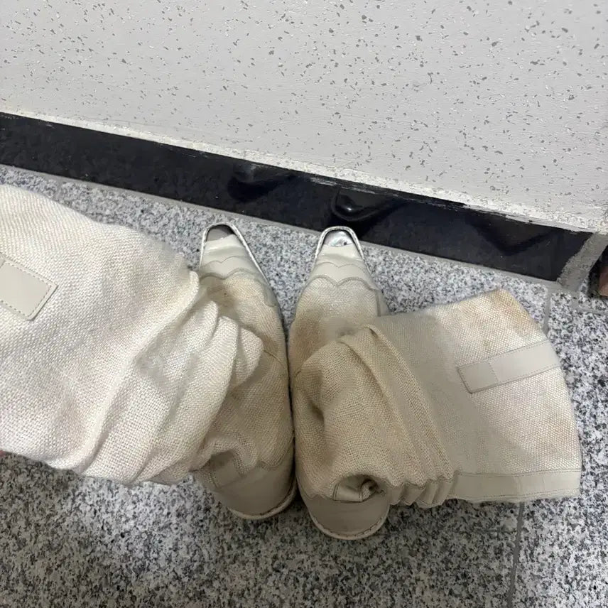 [BUNJANG] Matinkim Boots / 마뗑킴 부츠