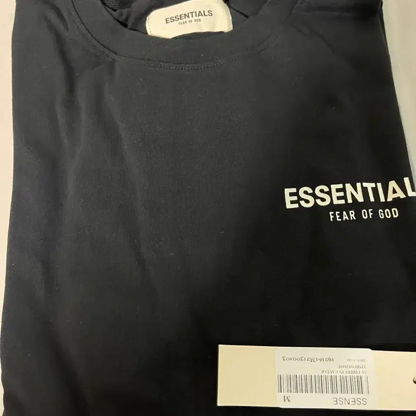 [BUNJANG] Fear of God Essentials 19SS Short Sleeve T-shirt Black / 19SS 피오갓 에센셜 반팔 블랙 M, L사이즈