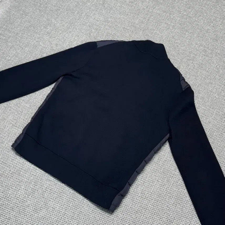 [BUNJANG] Moncler Knit Padded Jacket / 몽클레어 니트패딩