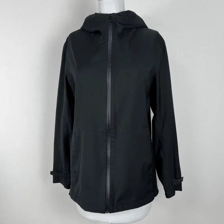 [BUNJANG] Uniqlo Functional Windbreaker Jacket Women&