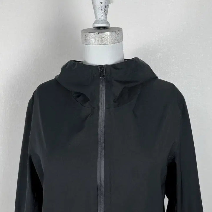 [BUNJANG] Uniqlo Functional Windbreaker Jacket Women&