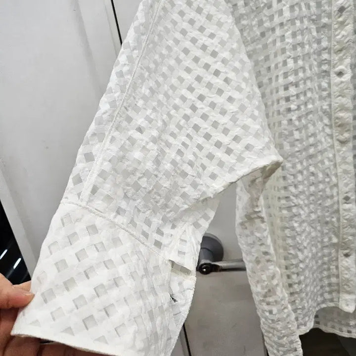 [BUNJANG] Time White Check Blouse / 타임 블라우스