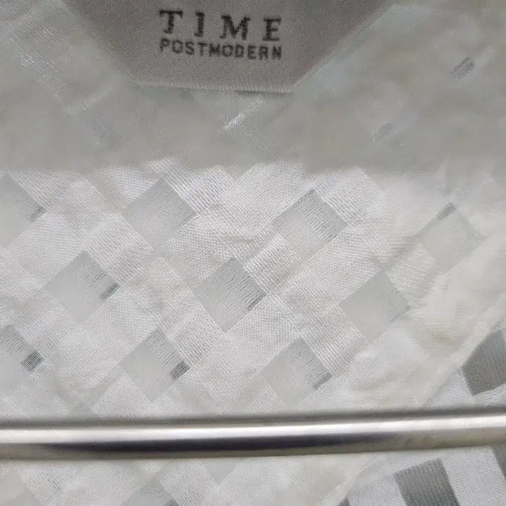 [BUNJANG] Time White Check Blouse / 타임 블라우스