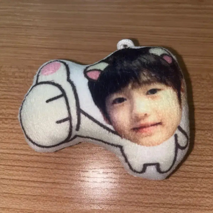 [SOLD OUT] 엔하이픈 성훈 쿠션 키링 판매