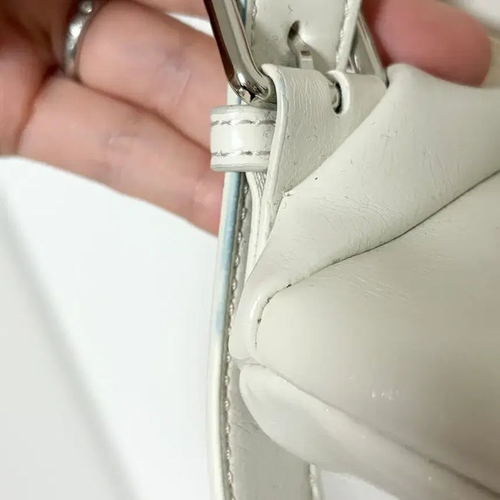 [BUNJANG] Matinkim White Shirring Backpack / 마뗑킴 화이트 셔링 백팩