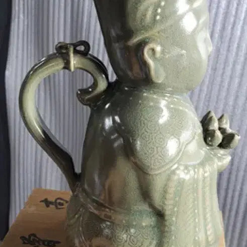 [BUNJANG] Goryeo Celadon Bodhisattva Pure Water Bottle Antique Collectible / 고려청자 보살상 정수병 고려 청자 골동품 고미술품 수집품