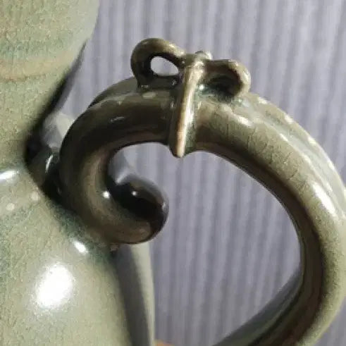 [BUNJANG] Goryeo Celadon Bodhisattva Pure Water Bottle Antique Collectible / 고려청자 보살상 정수병 고려 청자 골동품 고미술품 수집품