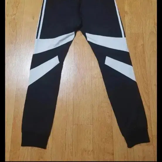 [BUNJANG] Adidas Training Pants / 정품새옷수준)아디다스 블랙 화이트 배색 기능성 트레이닝 팬츠, 29~31