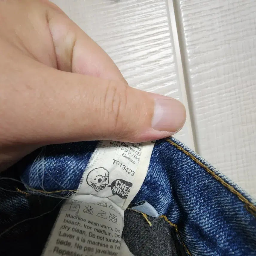 [BUNJANG] Cheap Monday Crack Patch Punk Skinny Jeans / 칩먼데이 크랙 패치 펑크 스키니진 (28x32)
