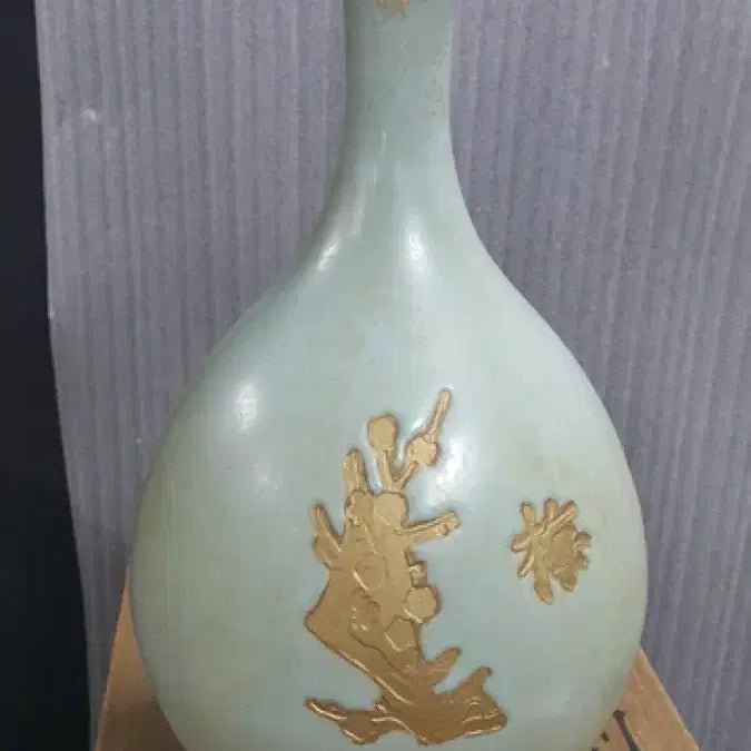 [BUNJANG] Song Dynasty Celadon Prunus Vase Antique / 송 여요 각매화문 옥호춘병 중국도자기 골동품 미술품 수집품