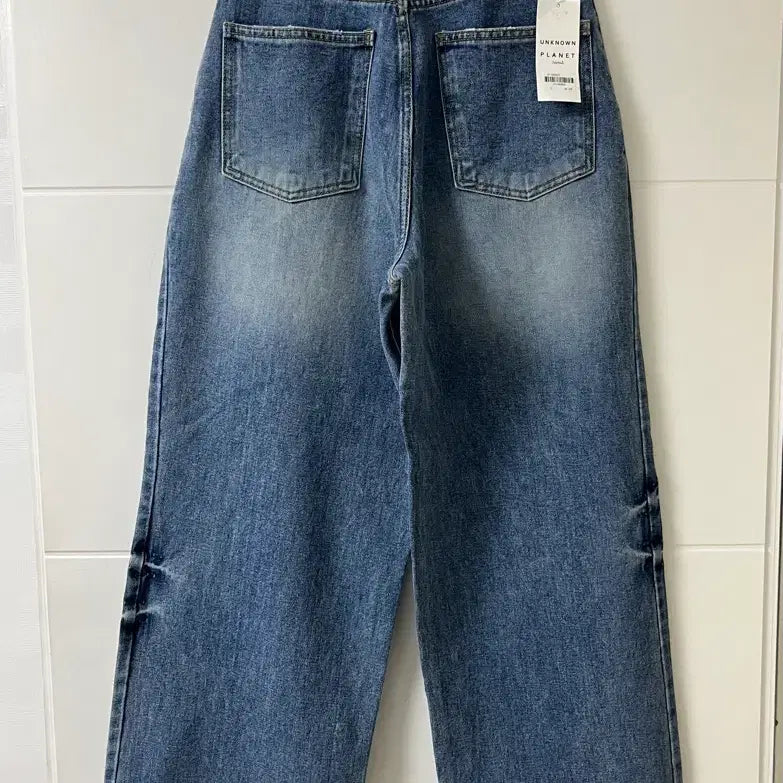 [SOLD OUT] 언노운플라넷 청바지 (새상품)