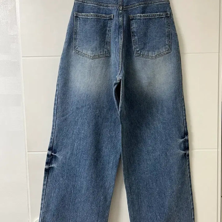 [SOLD OUT] 언노운플라넷 청바지 (새상품)