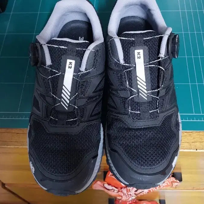[BUNJANG] K2 Flyhike Rex Hiking Shoes - 245 / K2. 플라이하이크 렉스 등산화.245