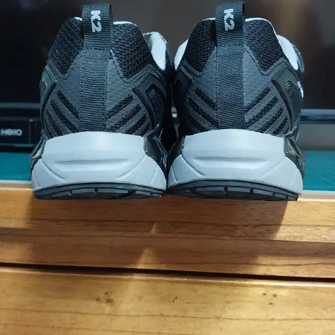 [BUNJANG] K2 Flyhike Rex Hiking Shoes - 245 / K2. 플라이하이크 렉스 등산화.245