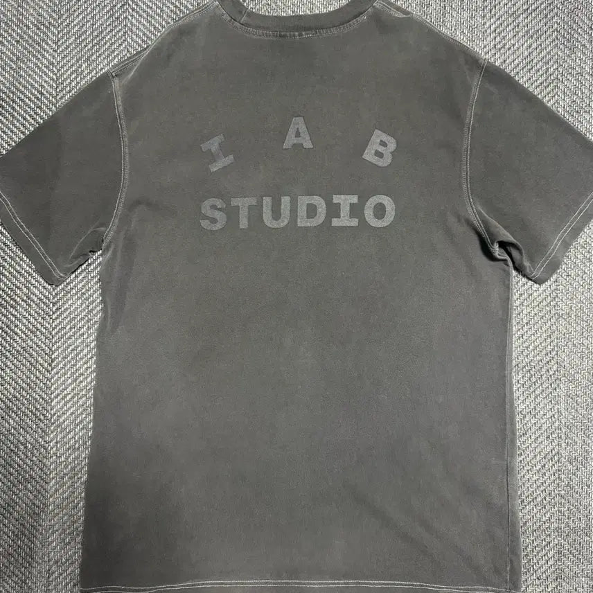 [BUNJANG] Iab Studio Pigment Black T-shirt / 아이앱 스튜디오 피그먼트 블랙 티셔츠