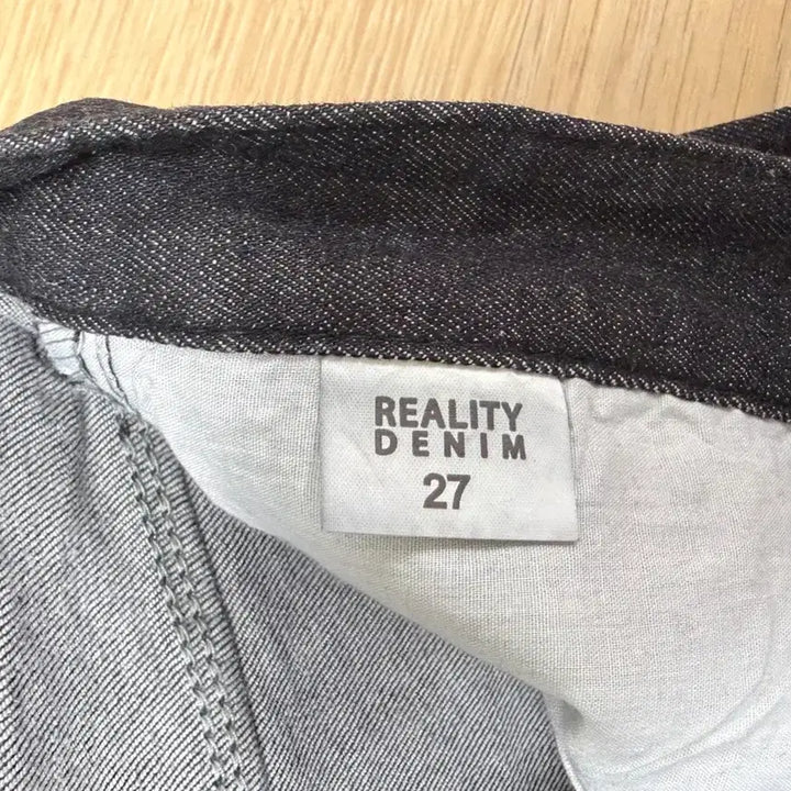 [BUNJANG] Black Denim Skinny Jeans (Size 27) / (미착용) 블랙 데님 스키니 진 (27)