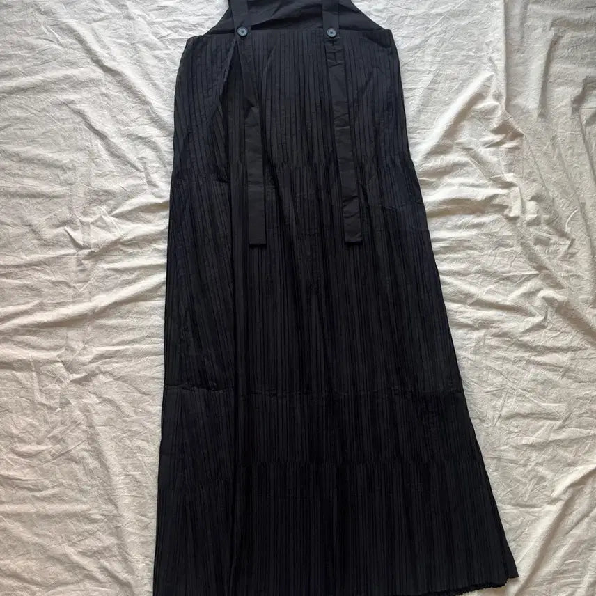 [BUNJANG] COS Black Pleated Long Dress / COS 블랙 플리츠 롱 원피스