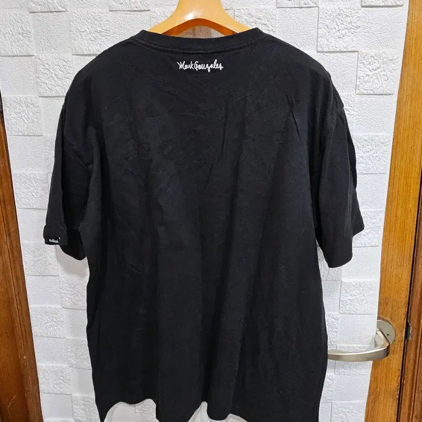 [SOLD OUT] 마크곤잘레스 블랙 반팔 티셔츠