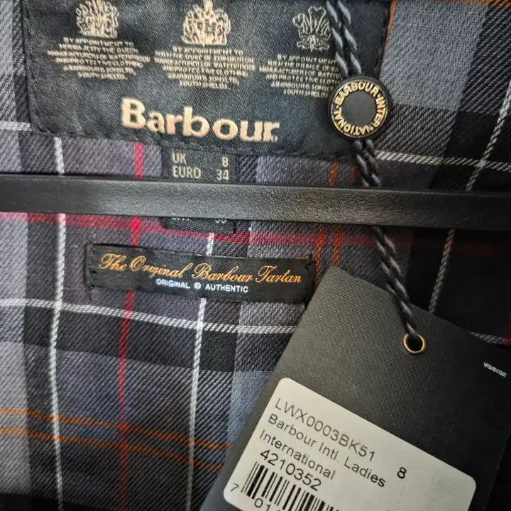 [BUNJANG] Barbour International Waxed Jacket Black Shoulder Pads M / (택채새옷)바버 인터내셔널 왁싱자켓 블랙 왁스점퍼 견장 M
