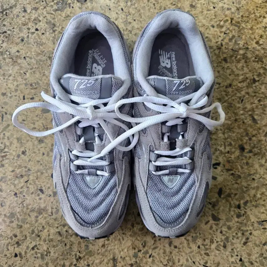 [BUNJANG] New Balance 725 Gray Sneakers / 뉴발란스 725 그레이 운동화
