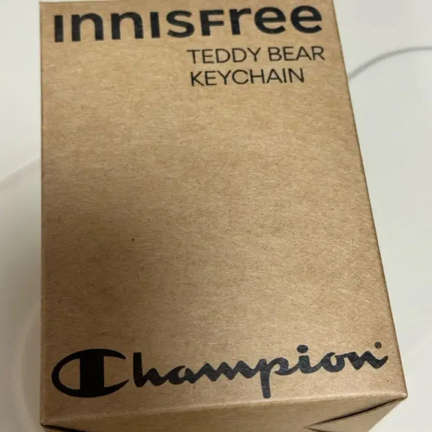 [BUNJANG] Innisfree Champion Teddy Bear Keyring / (새상품)이니스프리X챔피온 테디베어 키링인형 팔아요