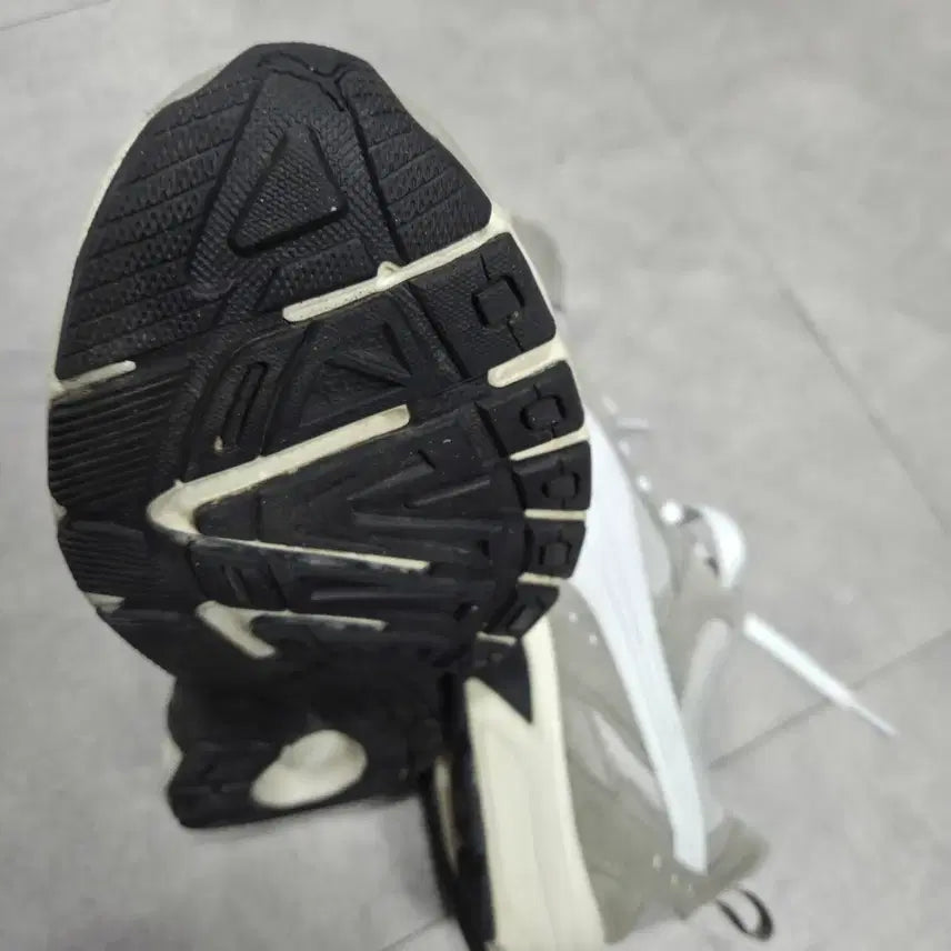[BUNJANG] Puma Millennio SD Sneakers / 푸마 밀레니오 SD  KR  270