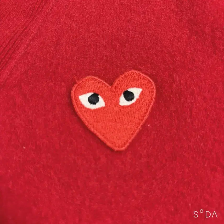 [BUNJANG] Comme des Garcons Red Heart Cardigan L / 꼼데가르송 레드 하트 가디건 L