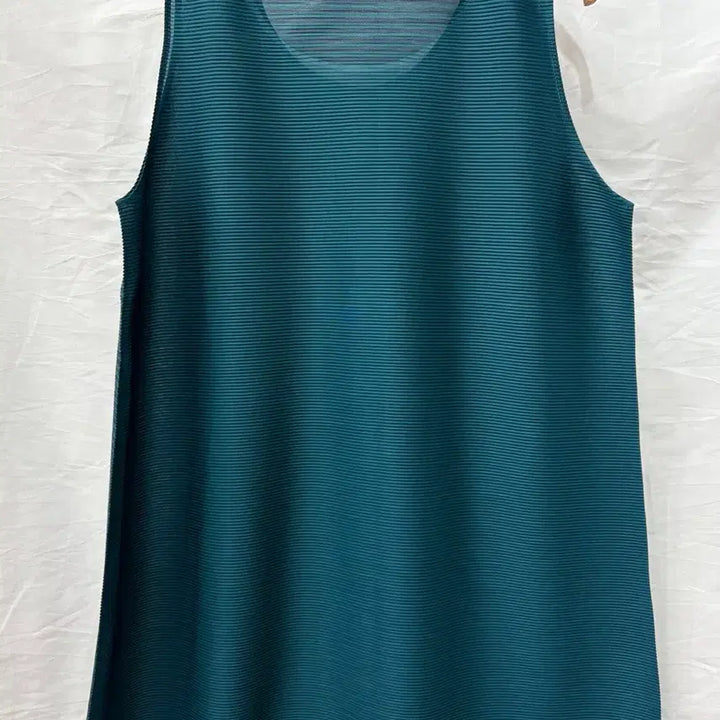 [BUNJANG] Pleats Please Sleeveless Top Deep Green Size 3 / 플리츠플리즈 민소매 탑 딥그린3사이즈(정품)