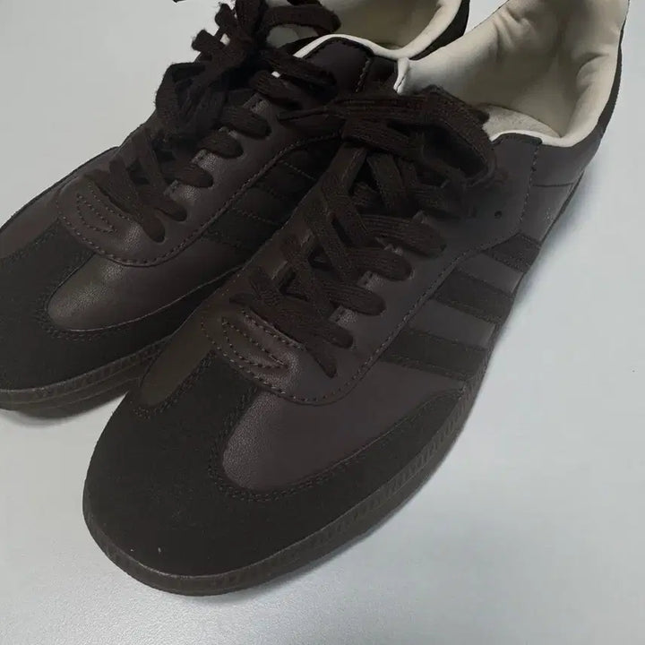 [BUNJANG] Adidas Brown Sneakers 275 / 아디다스 브라운 스니커즈 275