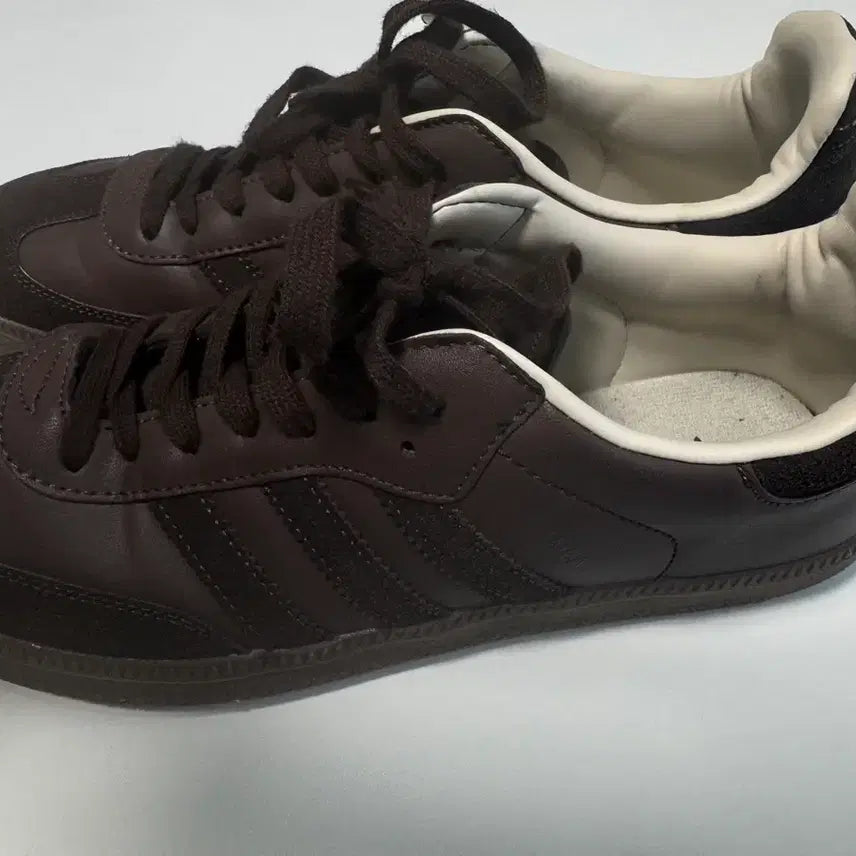 [BUNJANG] Adidas Brown Sneakers 275 / 아디다스 브라운 스니커즈 275