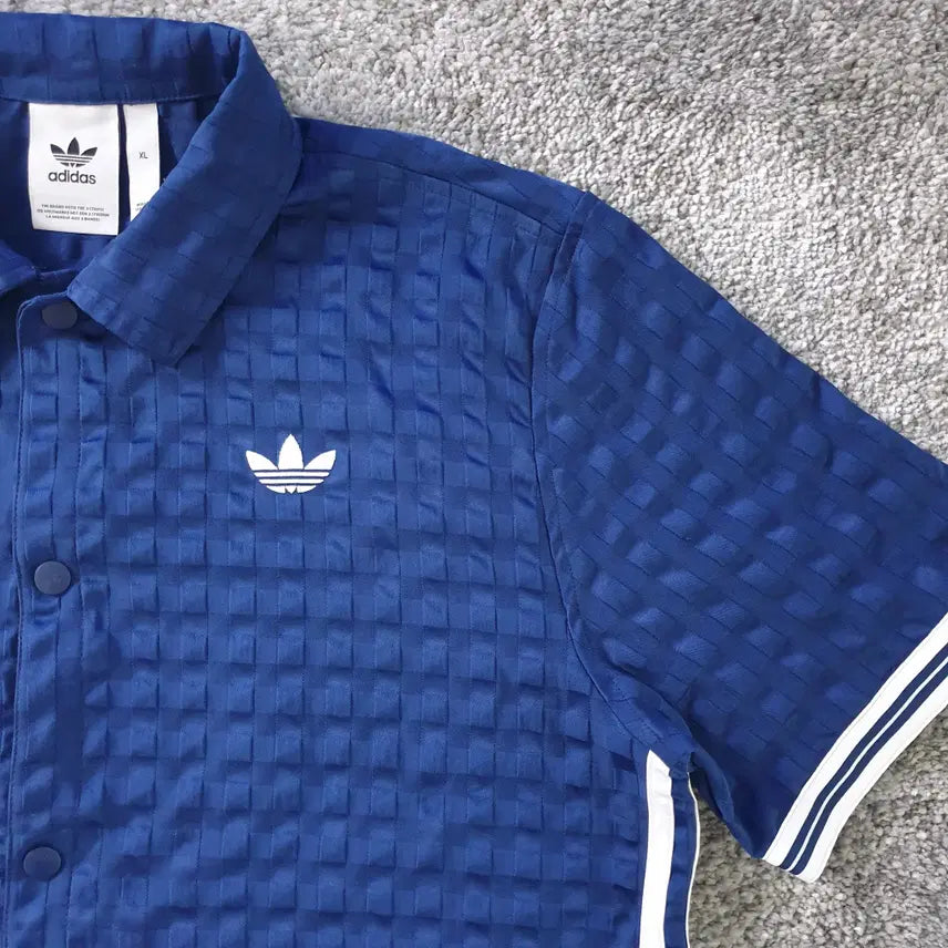 [BUNJANG] Adidas Checkered Pattern Snap Top / [무료배송] ADIDAS 반팔 스냅탑