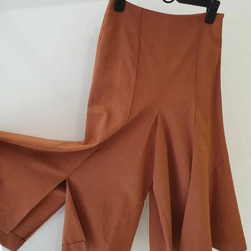 [SOLD OUT] 미샤 와이드 퀼로트 팬츠(치마바지) 55사이즈
