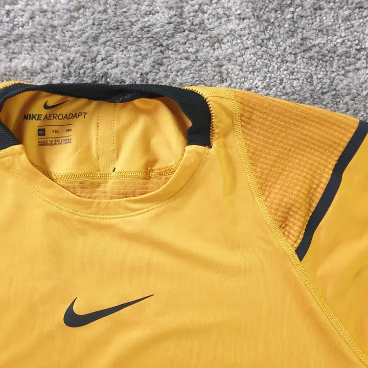 [BUNJANG] Nike AeroAdapt Short Sleeve T-Shirt / [무료배송] NIKE 반팔 티셔츠