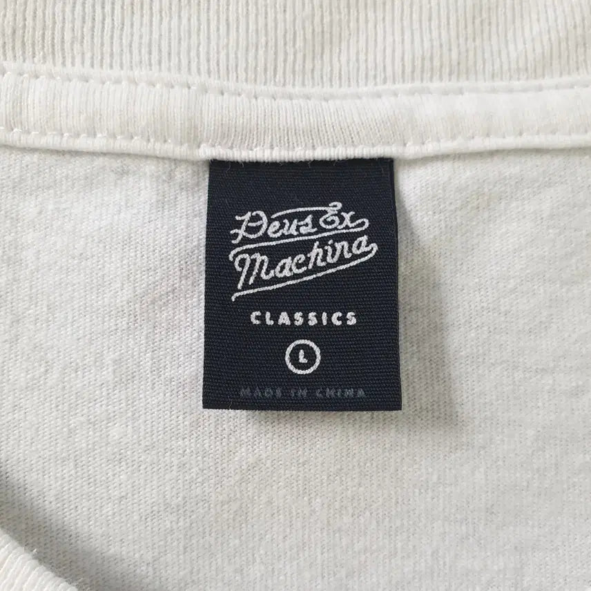 [SOLD OUT] [무료배송] DEUS EX MACHINA 반팔 티셔츠