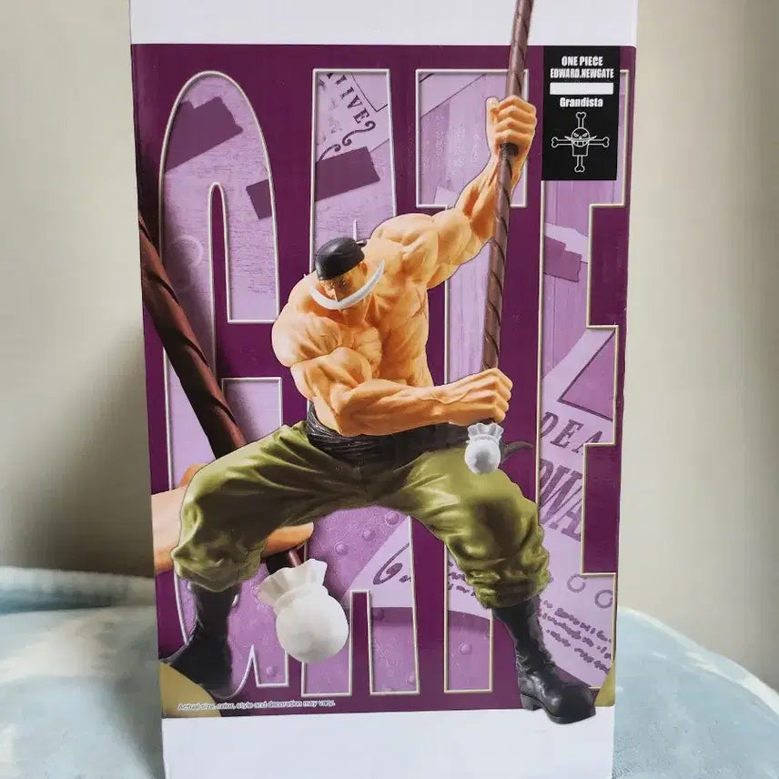 [SOLD OUT] 원피스 그란디스타 흰수염피규어 미개봉