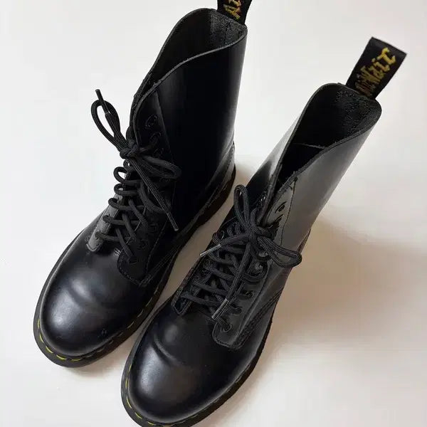 [BUNJANG] 닥터마틴 Dr. Martens 1490 10홀 부츠 Q1552 / 닥터마틴 Dr. Martens 1490 10홀 부츠 Q1552