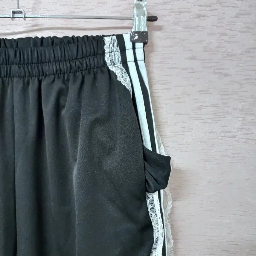 [SOLD OUT] B4-18/레이스배색 블랙 밴딩팬츠 여성