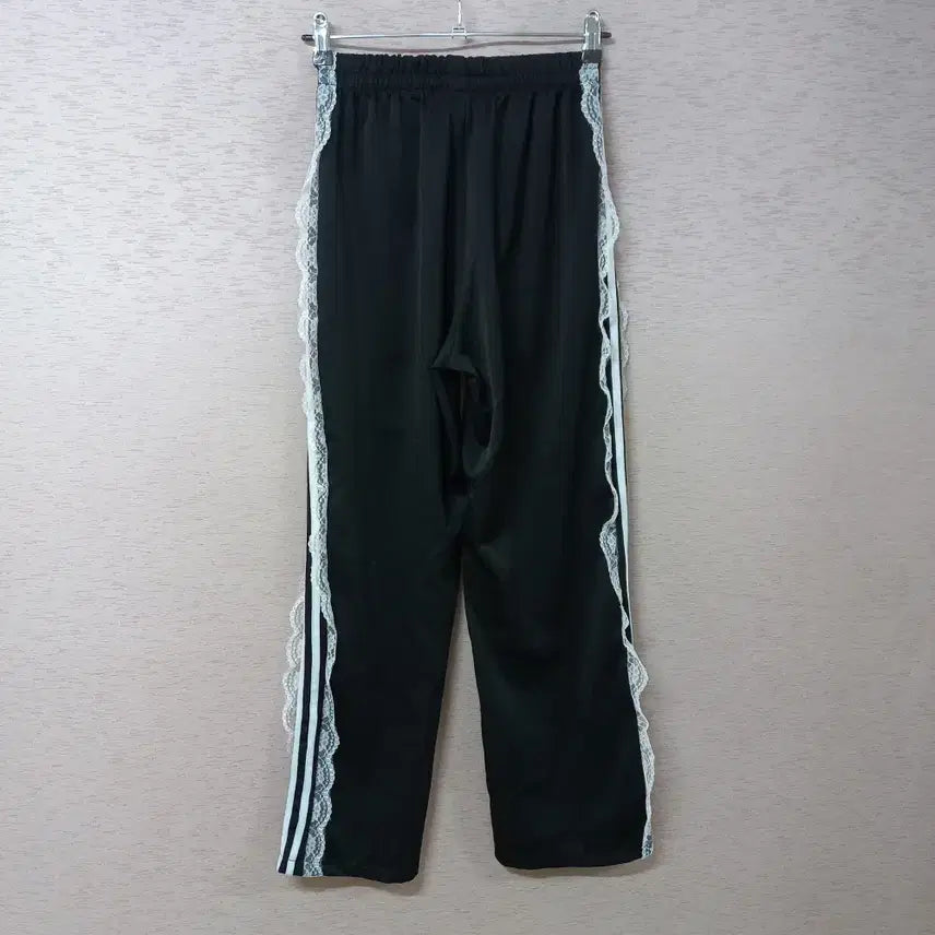 [SOLD OUT] B4-18/레이스배색 블랙 밴딩팬츠 여성