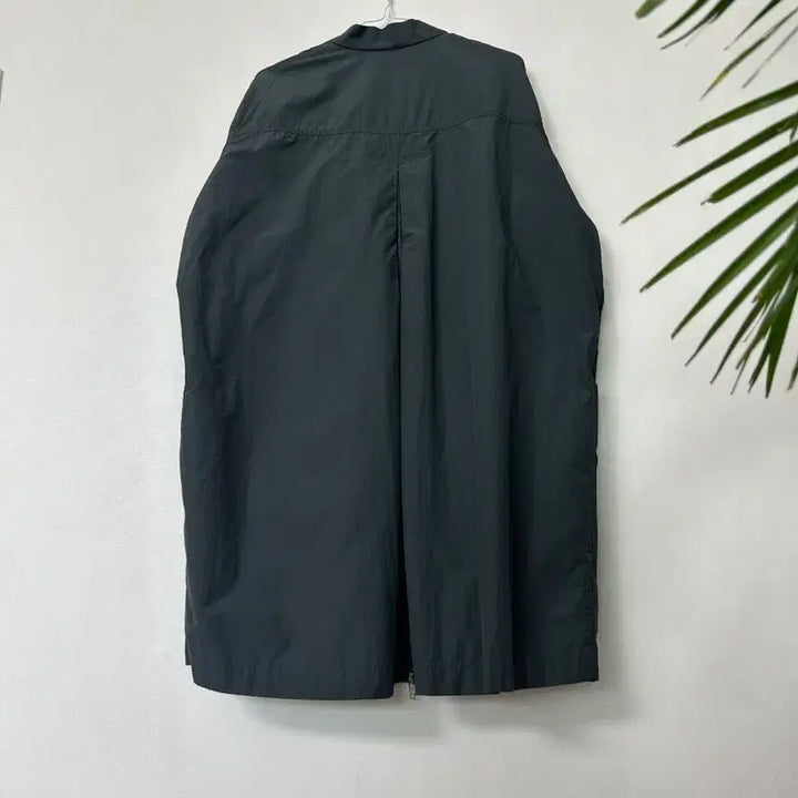 [SOLD OUT] 바스락 바람막이 점퍼