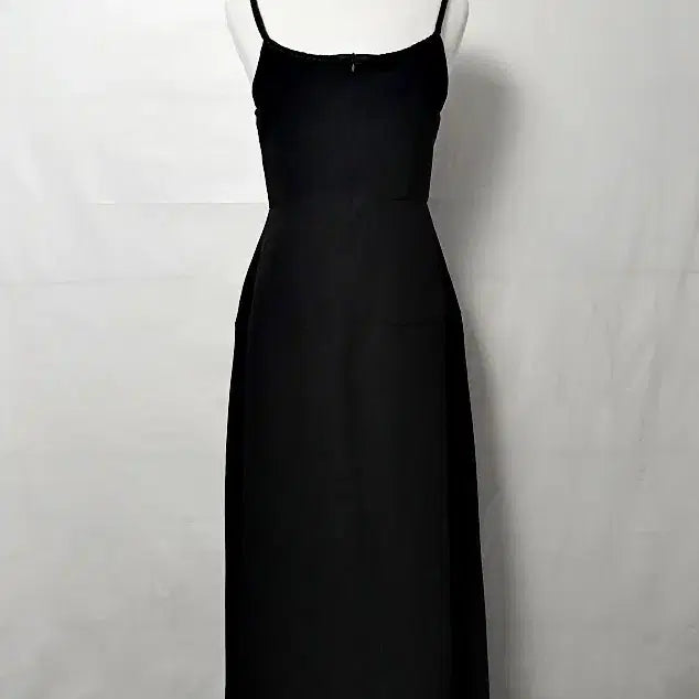 [BUNJANG] YBY Black Spaghetti Strap Long Dress / YBY 블랙 스파게티 어깨 끈 롱 원피스 80-85