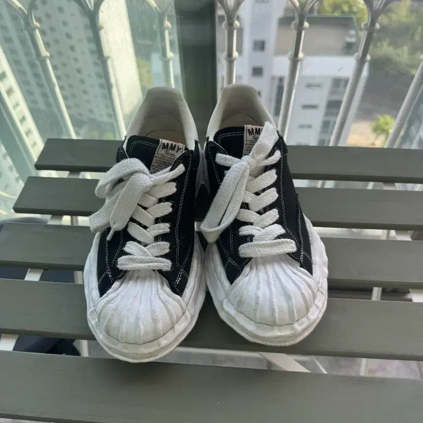 [BUNJANG] Yasuhito Black 43 Shoes / 야스히로 블랙 43