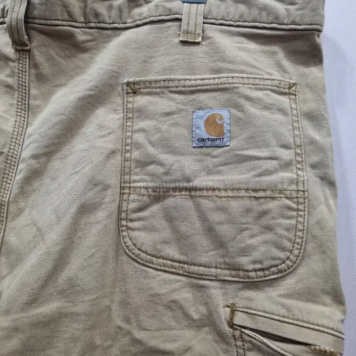 [BUNJANG] Carhartt Beige Shorts Size 42 / 칼하트 베이지 반바지 사이즈42