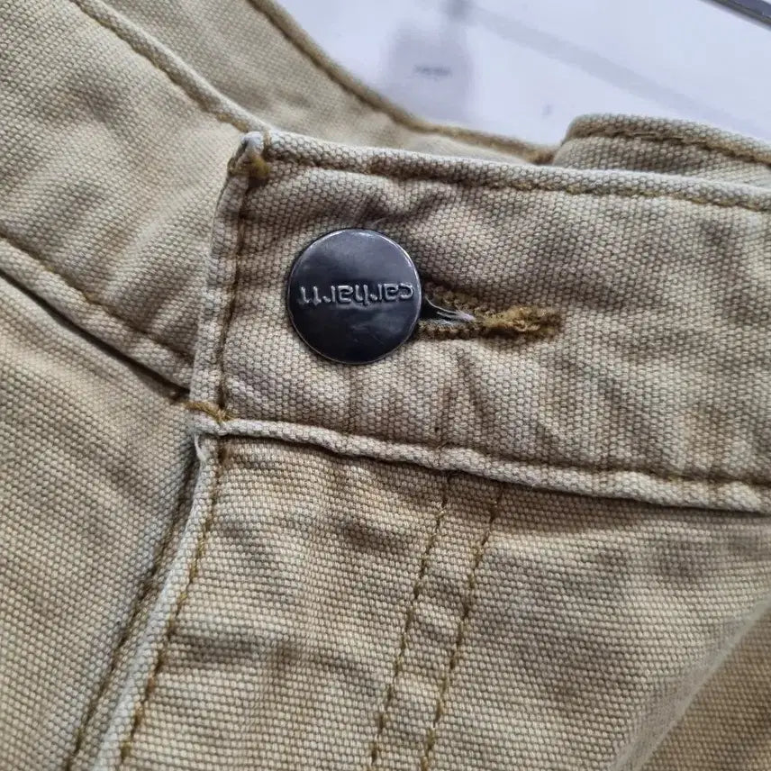 [BUNJANG] Carhartt Beige Shorts Size 42 / 칼하트 베이지 반바지 사이즈42