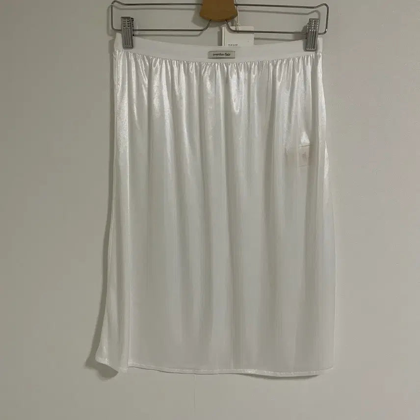 [BUNJANG] Overdue Flare Shirring Cotton Skirt / 오버듀플레어 셔링 코튼 스커트 새상품