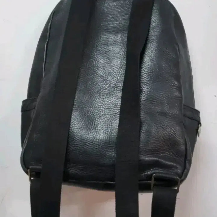 [SOLD OUT] 멀버리 가죽 백팩 블랙
